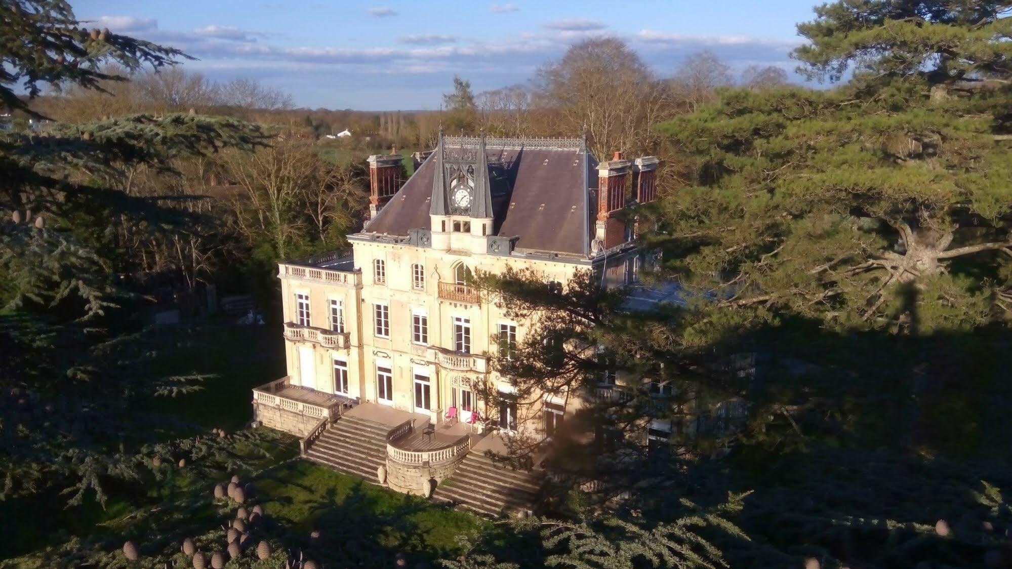 Chateau de la Rocherie Nevers Nord / Varennes-Vauzelles Buitenkant foto